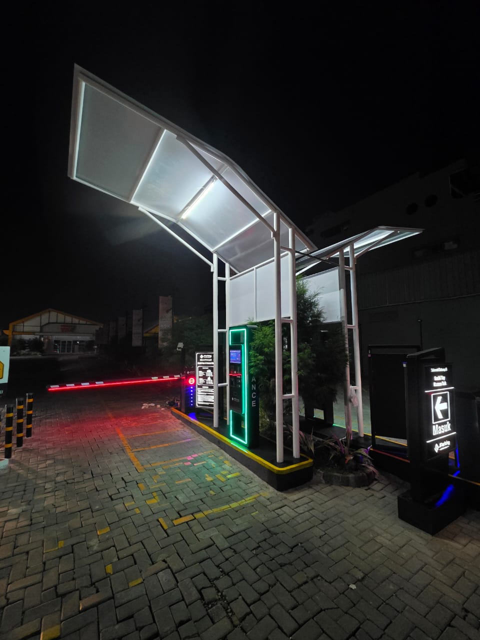 SET UP PARKIR CASHLESS LOKASI SUSHI YAY BANDUNG